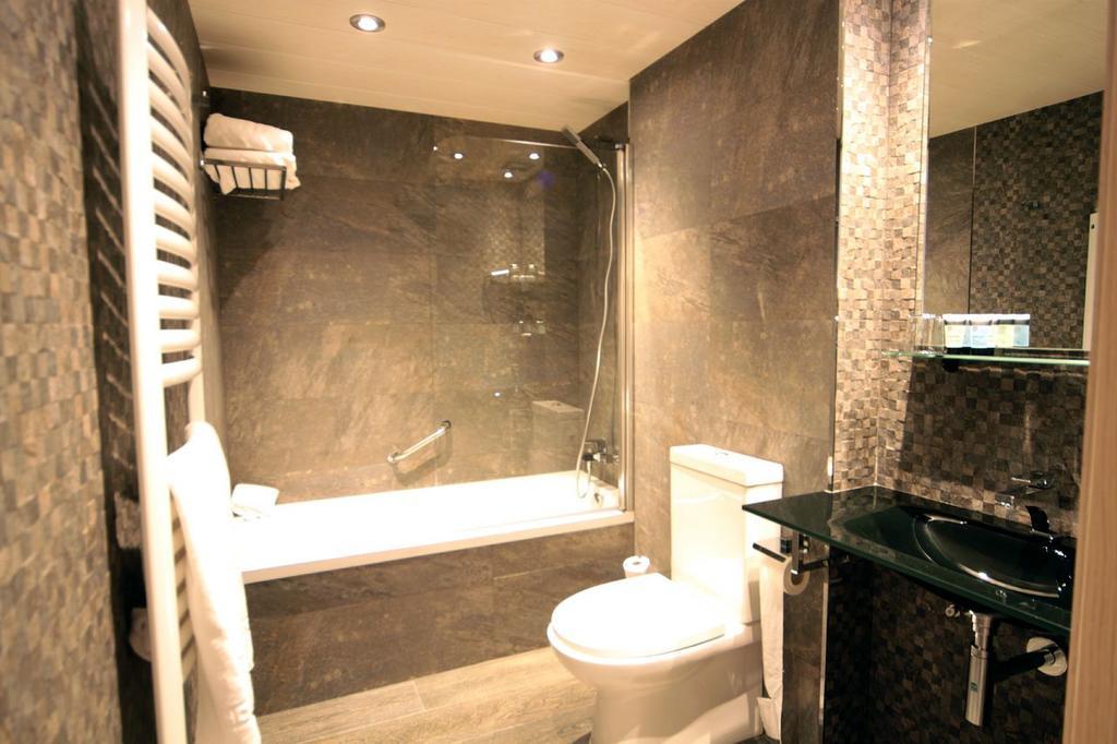 Hotel 9 Sant Antoni Ribes De Freser Pokoj fotografie